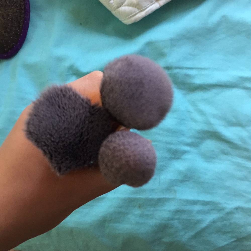 SALE 3pc foundation brush set+brush cleaner - Picture 2 of 8